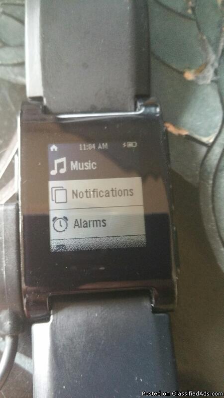 Pebble smartwatch for apple or android