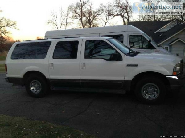 Ford Excursion 2003