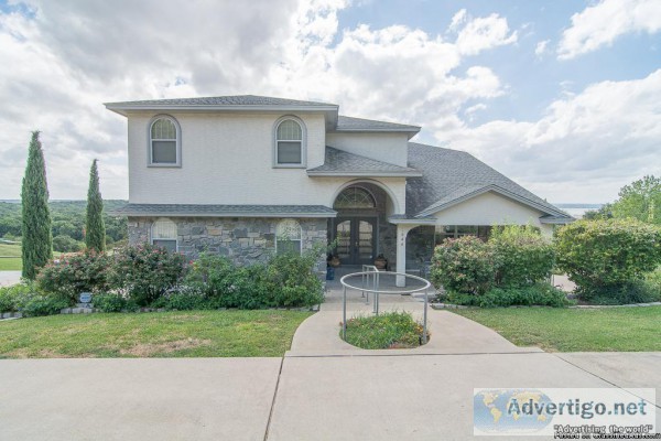 Real Estate in River Oaks TX- Lovely Home - Excellent Buy 