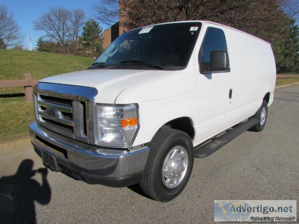 2010 Ford Econoline Cargo Van E250 
