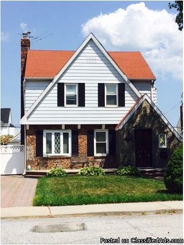 Charming Single Family Brick Home In Whitestone For Sale (wat)