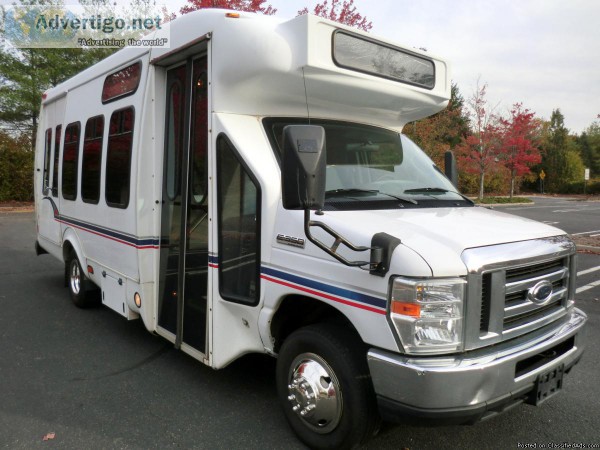 2008 Ford E450 Wheelchair Non-CDL Shuttle Bus (A4695)