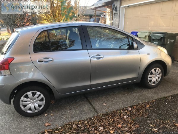 2011 5 door Toyota Yaris