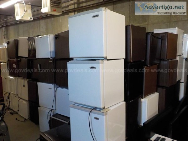 Lot of 618 USED Mini-Fridges