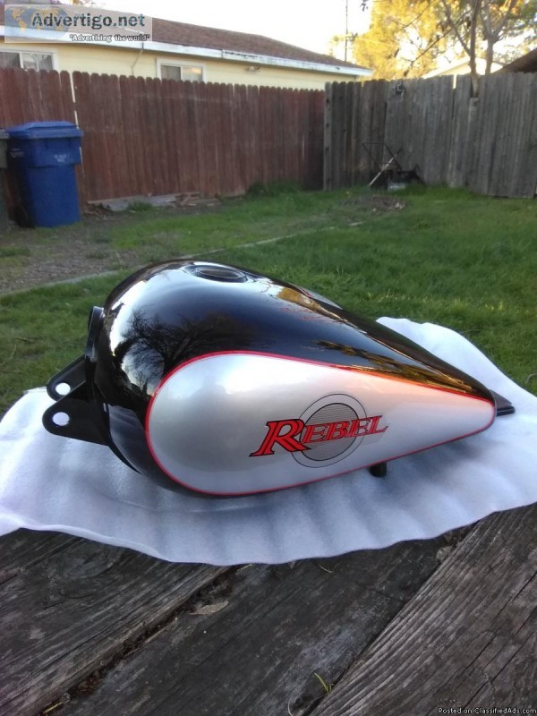 Harley-Davidson teardrop style gas tank