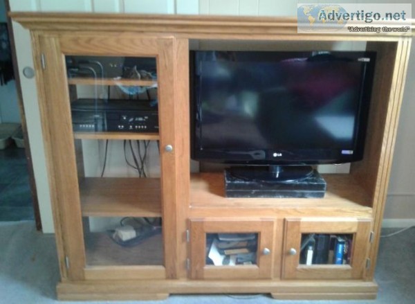 Entertainment center