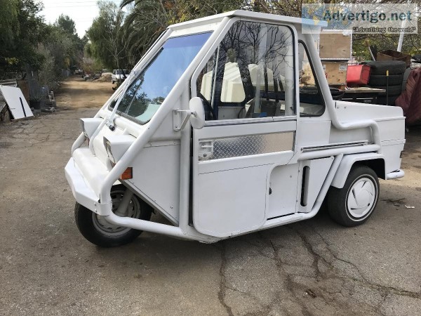 3 wheel car