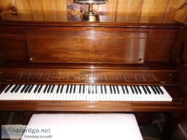 STEINWAY UPRIGHT PIANO