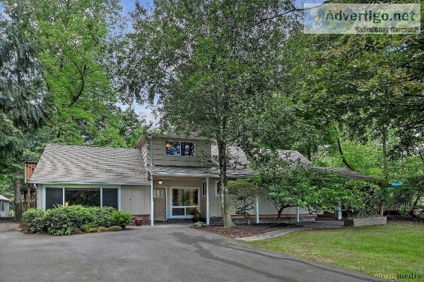 Custom Home on 3 Private Acres