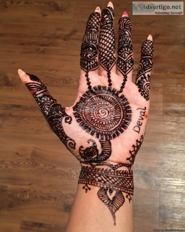 Henna Tattoo Service