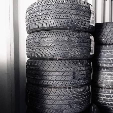215-55-16 Toyo Versado set of 4 used