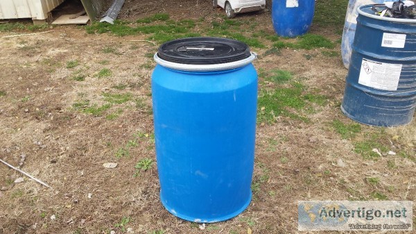 55 Gallon Poly Material barrels with lockable lids