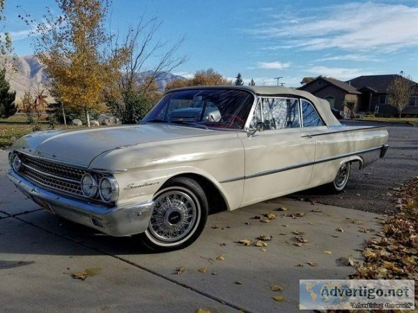 1961 Ford Galaxie Hardtop