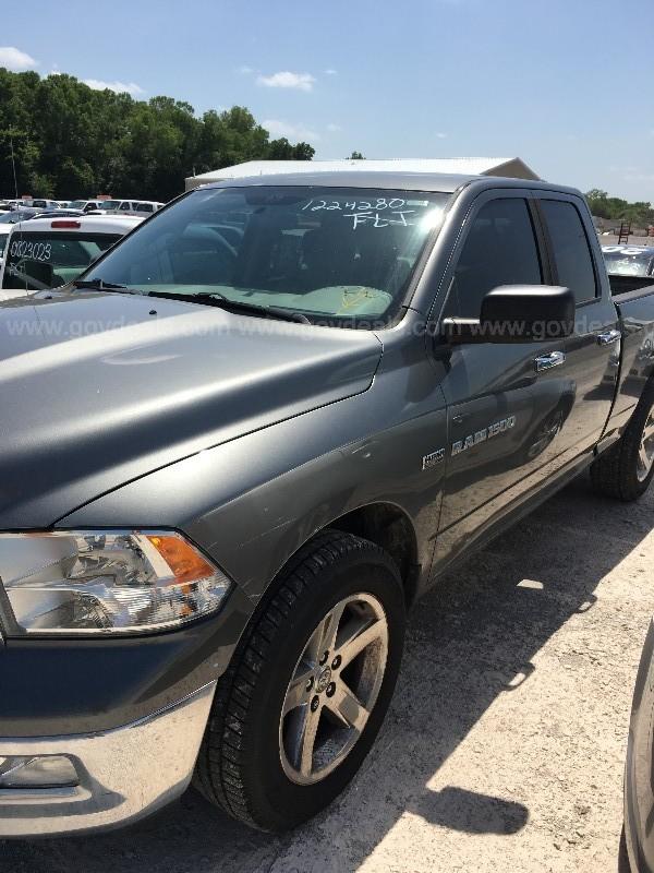 2012 RAM 1500 SLT Quad Cab 2WD