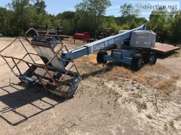 USED GENIE S40 4X4 MANLIFT BOOMLIFT