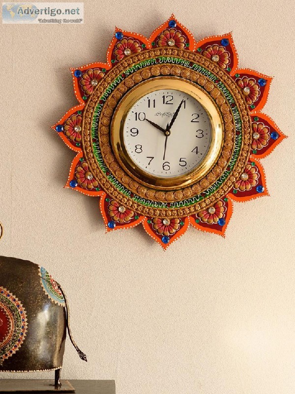 MEMORABLE AND REASONABLE CLOCKS FOR YOUR WALL