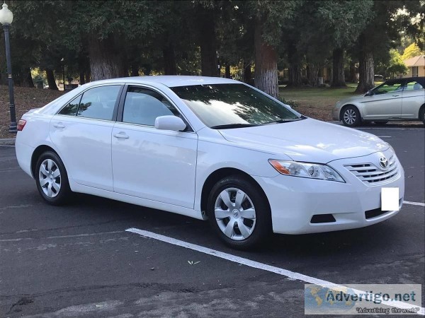 2009 Toyota Camry Le - 65.000 Miles