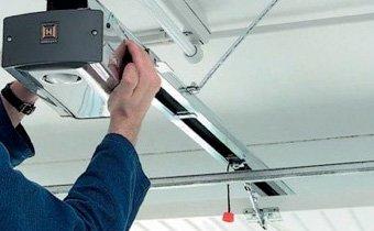 Emergency Garage Door Repair in Toronto