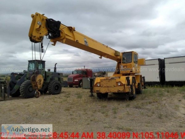 1980 Grove Rough Terrain 18 Ton Crane