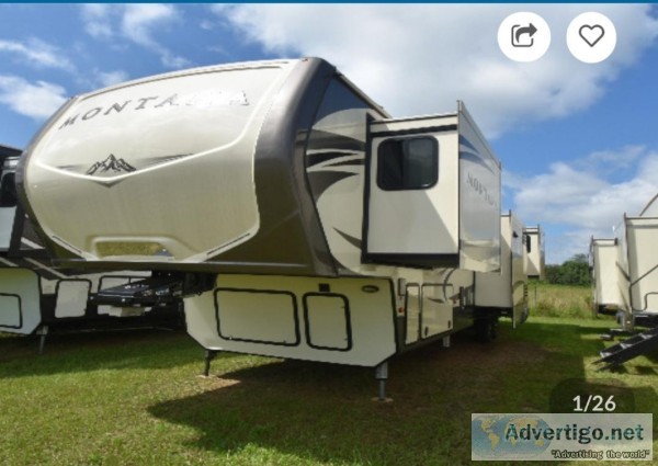 2017 Montana 5th wheel