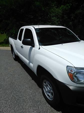 76K Miles 2015 SR5 Tacoma Mint Condition