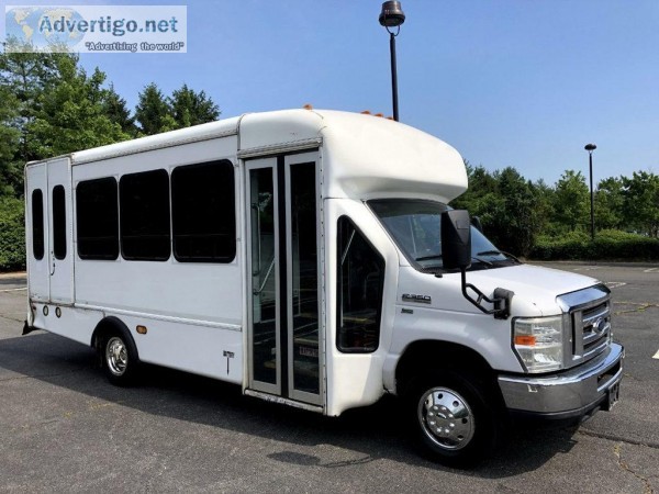 Ford E350 Non-CDL Starcraft Shuttle Bus For Sale (A5026)