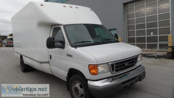 2007 Ford Econoline E-450 Unicel Van