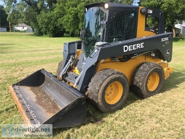 2015 Deere 328E Skid Steer