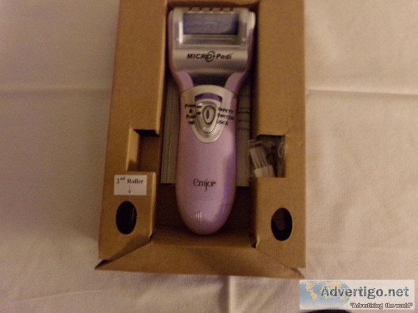 emjoi micro-pedi cordless purple  (nib)