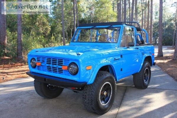 1973 Ford Bronco Wagon Fully restored