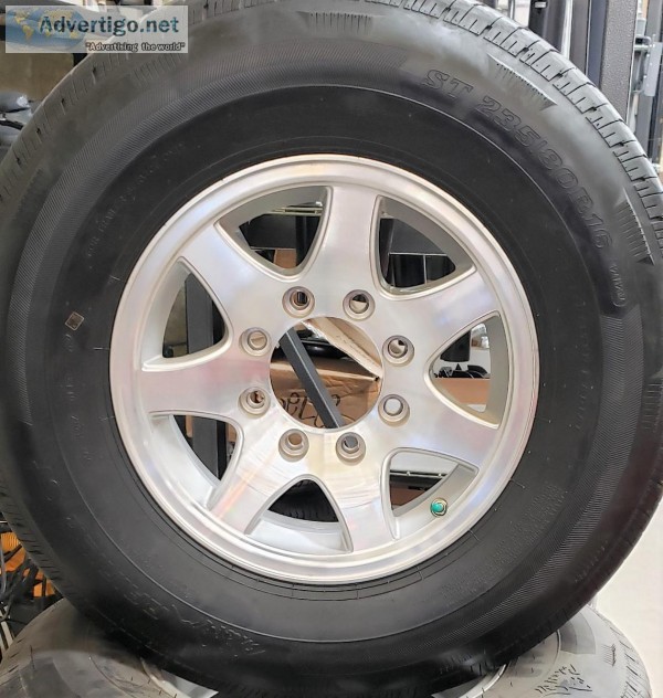 T02 ALUMINUM WHEEL 8 LUG