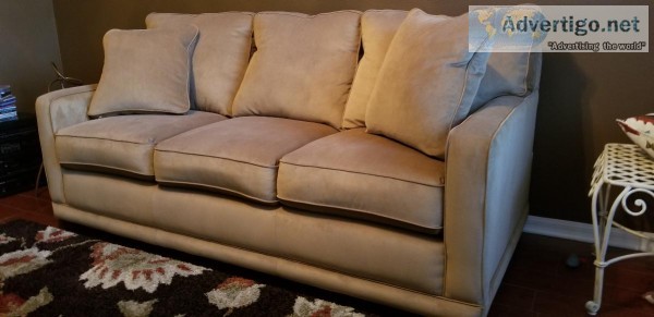 Lazy Boy Kennedy sofa almost new