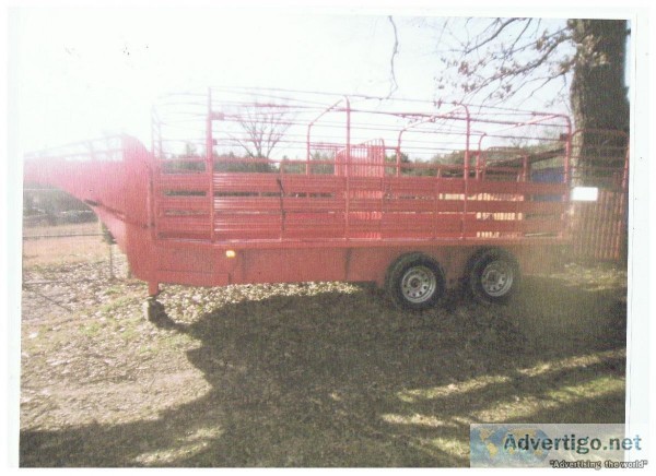 LIVESTOCK TRAILER