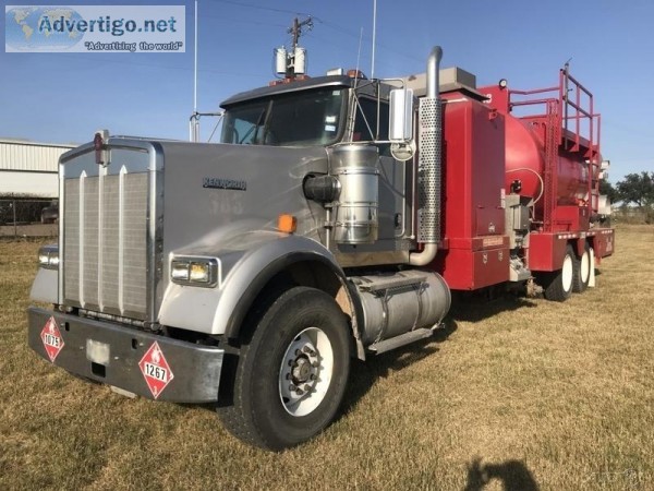 2015 Kenworth W900 Hotoiler Truck