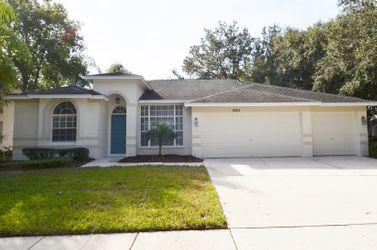 Welcome to 9301 Knightsbridge Ct Tampa FL 33647