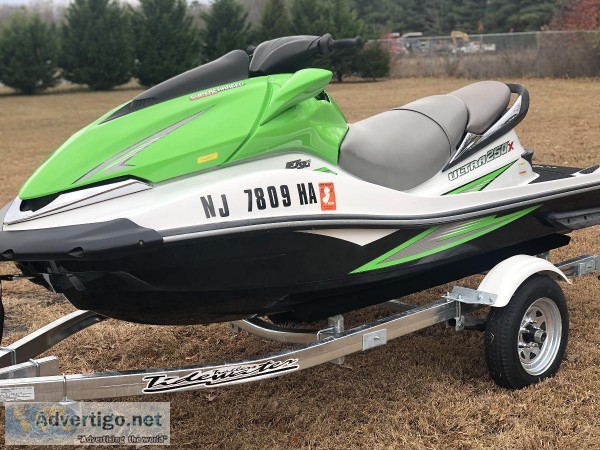 Kawasaki ultra supercharged fast ski