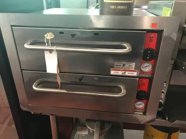 Restaurant Equipment Vulcan 2 door warmer