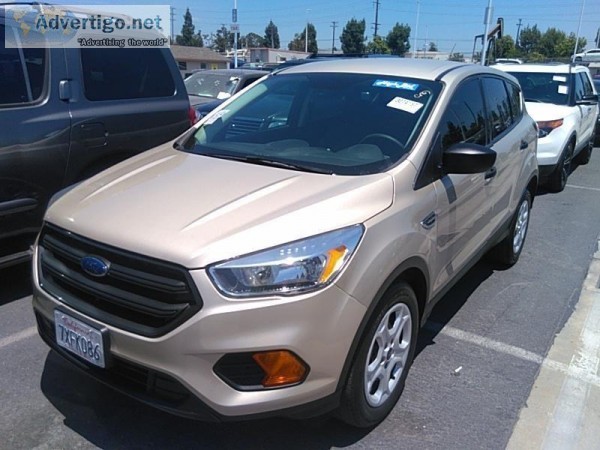 2017 Ford Escape  CLEAN Title