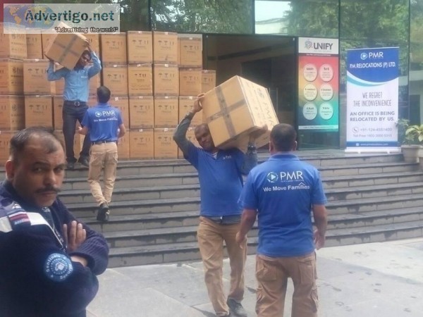 Call Rightstar Relocations for Corporate shifting services