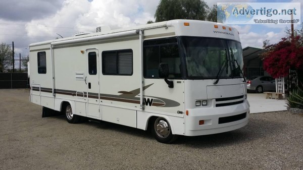 2001 WINNEBAGO 29  CLASS A MOTORHOME ONLY 19000 MILES