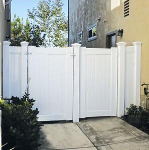 Duramax Fence offers stylish vinyl fence panels