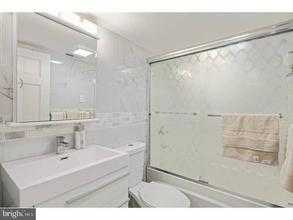 3br - 1699ft2 - Completely renovated sparkling and beautiful 3 b