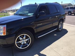 2006 escalade 190000 miles fully loaded.