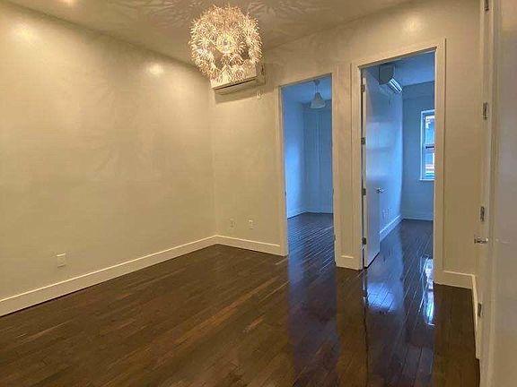 Beautifully renovated 3 bed 1 bath in Prime Bushwick