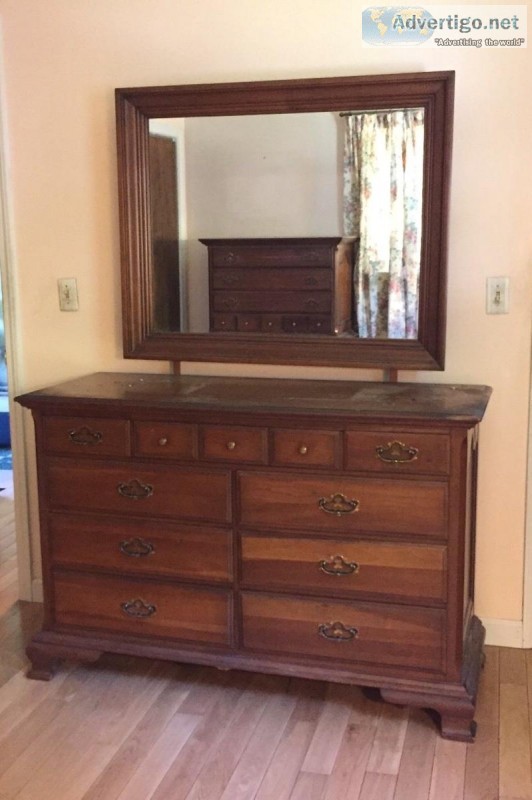 Maple Dresser Set with mirror - UNITED STATES, Southbury