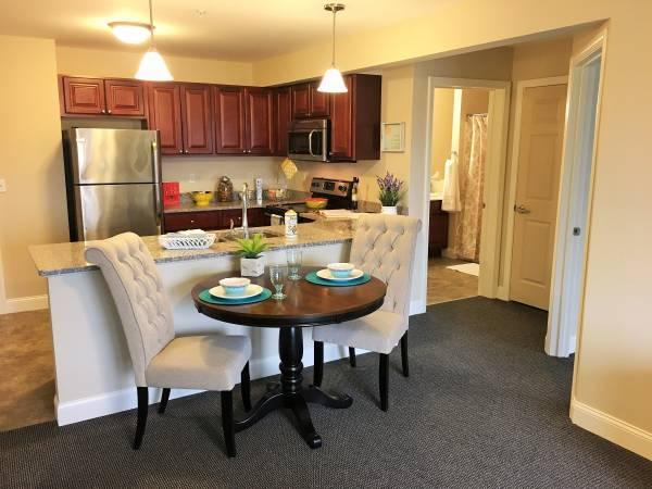  1br - 740ft2 -  High end finishes including granite counter top