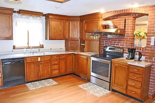  3br -  OPEN HOUSE TODAY  Move In Specials 