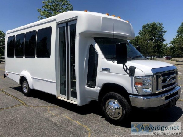 2014 Ford E450 20 Passenger Shuttle Bus  (A5073)