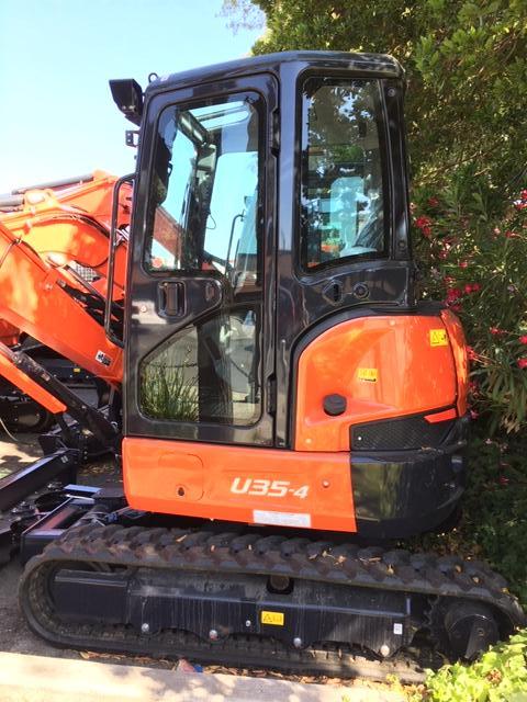 New Kubota U35 excavator