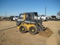 John Deere 318D Skid Steer